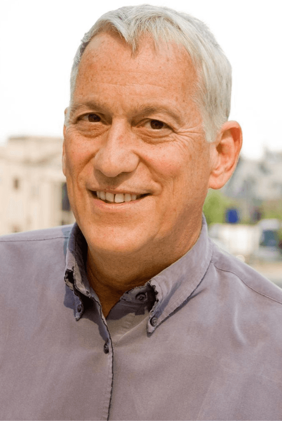 picture of Walter Isaacson