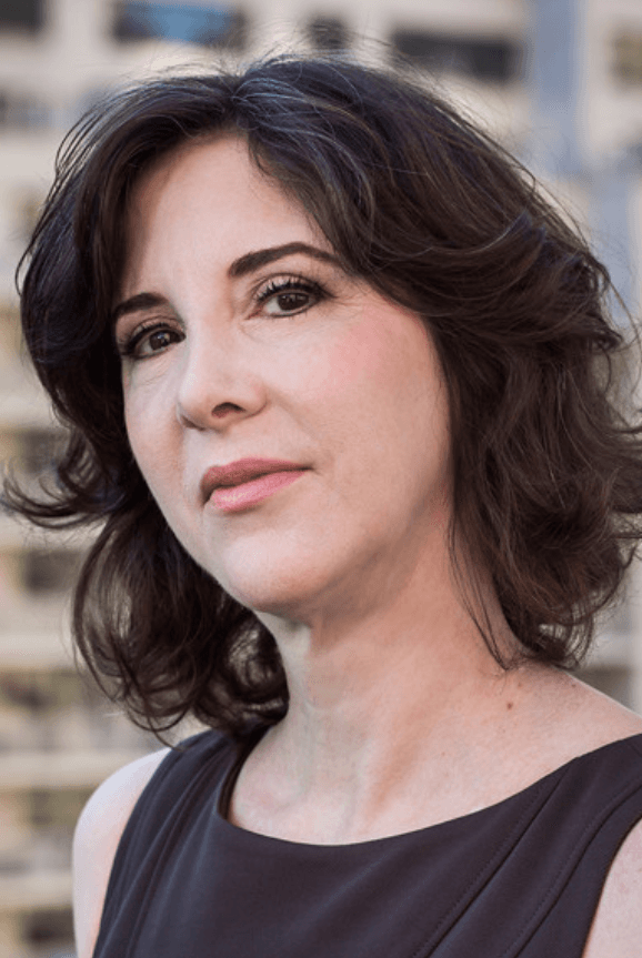 picture of Lauren Lipton